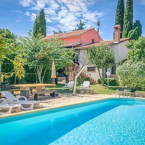 country-club-apartments-nearby-rovinj.in-istria.net/